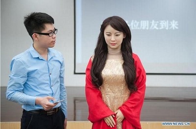 Robot xinh như người thật của Trung Quốc