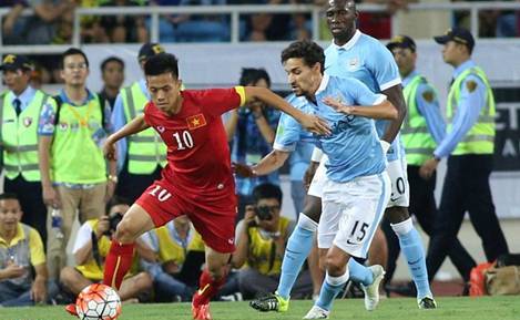 Văn Quyết mang bàn thắng danh dự cho đội tuyển Việt Nam ở những phút cuối cùng