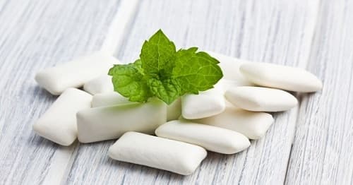 Sáng chế loại kẹo cao su giúp giảm lây nhiễm Covid-19
