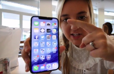 Bố bị Apple sa thải vì con gái để lộ iPhone X
