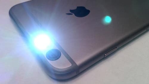 Cách cài đặt thông báo cuộc gọi, tin nhắn bằng đèn Flash trên iPhone