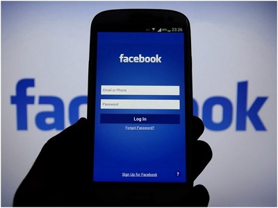 Facebook hợp tác với truyền thông loại bỏ tin giả trước bầu cử Pháp
