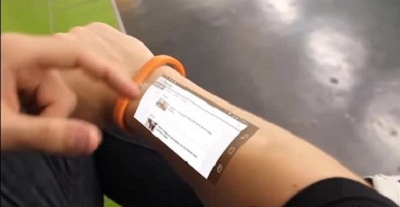 Trình làng mẫu đồng hồ thông minh biến cánh tay thành màn hình cảm ứng