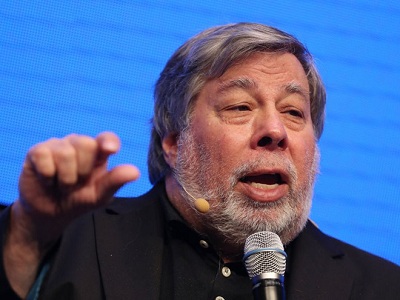 Steve Wozniak: Đồng sáng lập Apple cho rằng iPhone X quá rắc rối
