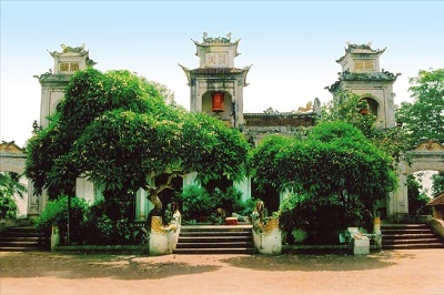 Đình đền, miếu phủ thiêng tại Nam Định