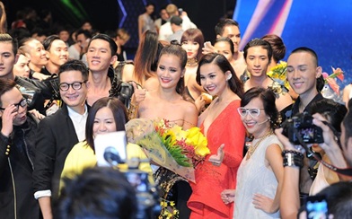 Hương Ly đăng quang Vietnam's Next Top Model 2015