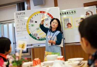 Những bài học trẻ em Nhật Bản được dạy từ bữa ăn trưa ở trường