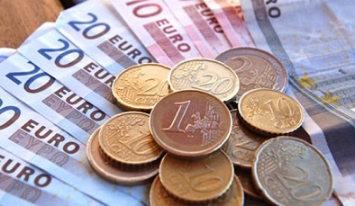 Đồng Euro mất giá những điểm tích cực và tiêu cực đối với nền kinh tế Châu Âu
