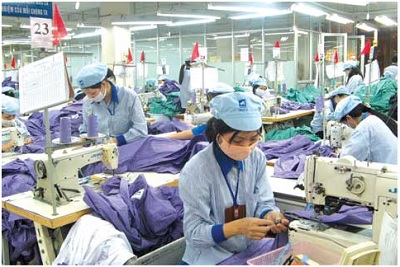 Biến động lương khiến ngành dệt may khó cạnh tranh