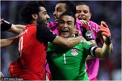 Ai Cập lọt vào chung kết CAN 2017 đầy kịch tính