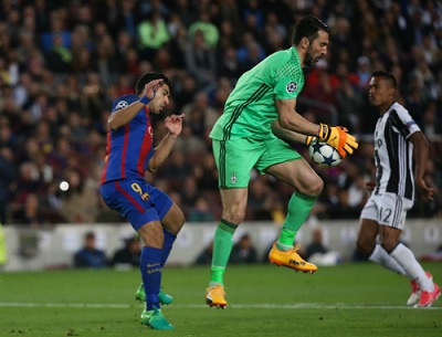 Buffon ngạc nhiên khi Juve giữ sạch lưới trước Barca