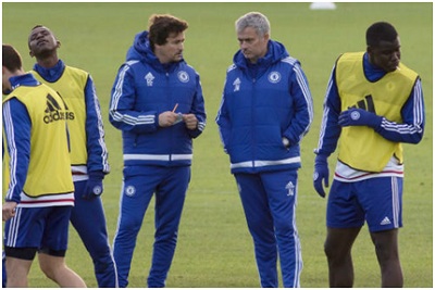 Tin hot Chelsea chính thức sa thải HLV Mourinho