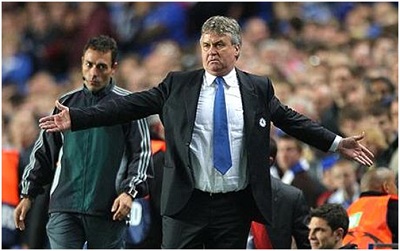 HLV Hiddink quyết chiến cầu thủ Chelsea nổi loạn thời Mourinho