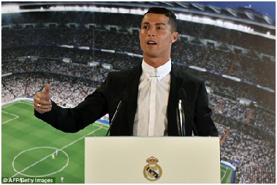 Real Madrid ký hợp đồng siêu khủng với Ronaldo