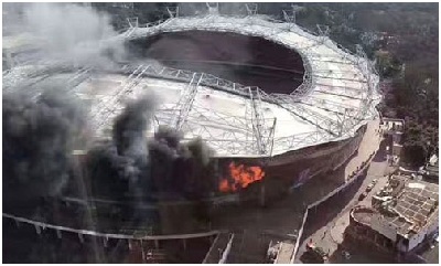 Sân vận động CLB Thân Hoa Thượng Hải bùng cháy dữ dội