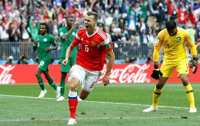 Nga giành chiến thắng tưng bừng trong ngày khai mạc World Cup 2018