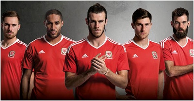  Điềm gở: Xứ Wales không được mặc màu áo truyền thống trong trận bán kết