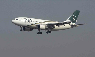 Máy bay Pakistan bị tố nhồi người khiến khách không có chỗ ngồi