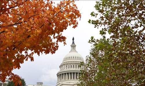 Quốc hội Mỹ thông qua dự luật chi tiêu nhằm tránh bị đóng cửa Chính phủ