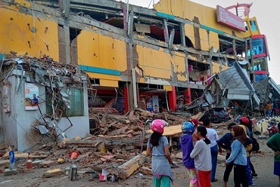 Số người thiệt mạng do động đất, song thần ở Indonesia tăng vọt