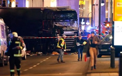 Tấn công khủng bố bằng xe tải ở Đức, ít nhất 12 người chết