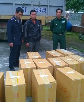 Bắt giữ 6.500 gói thuốc lá nhập lậu từ Lào vào Việt Nam
