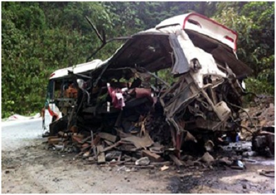 Pháo phát nổ trên xe khách tại Lào khiến 8 ngườithiệt mạng