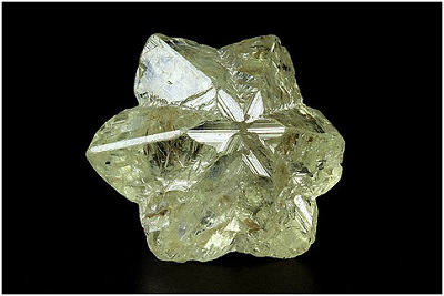 Đá quý, đá bán quý: Phân biệt, phong thủy, yếu tố tạo nên độ lấp lánh cho đá