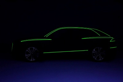 Audi hé lộ những hình ảnh đầu tiên của mẫu xe mới Q8 crossover