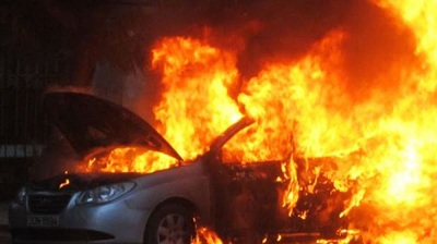 Vì sao ô tô bỗng dưng bốc cháy?