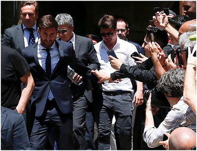 Tại tòa án Messi cho biết không biết gì về việc trốn thuế