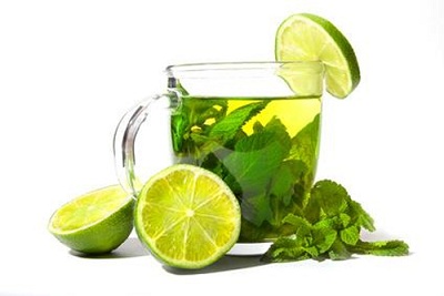 Đẩy lùi mùi cơ thể bằng trà xanh và chanh