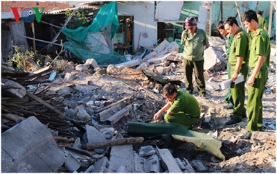 Nổ ở đảo Phú Quý: Phát hiện hàng trăm kíp nổ và chất bột nghi là thuốc nổ