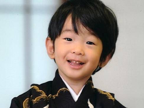 Cách dạy con khiến Hoàng gia Nhật Bản chấn động của Hoàng tử Akishino
