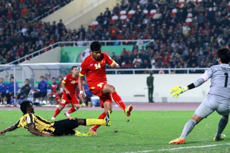 Bán kết AFF Cup - Việt Nam thua sốc trên sân nhà