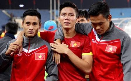 Ghi nhanh hình ảnh trận bán kết và nỗi buồn của người hâm mộ Việt Nam