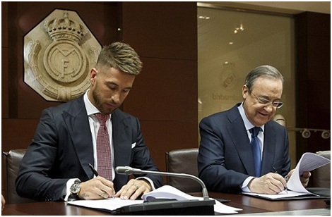 Trung vệ Sergio Ramos tiếp tục ký HĐ ở lại Real