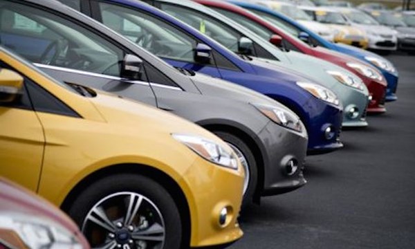 Ôtô đắt thêm cả trăm triệu do tăng thuế tiêu thụ đặc biệt