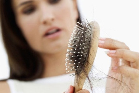 Cách ngăn ngừa, phòng chống rụng tóc đơn giản và hiệu quả