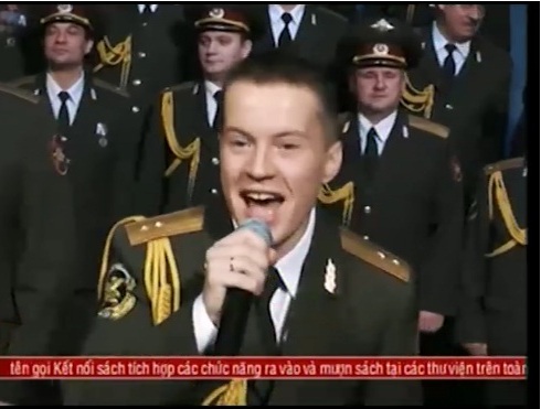 Sĩ quan Nga chào đón năm mới với ca khúc Happy