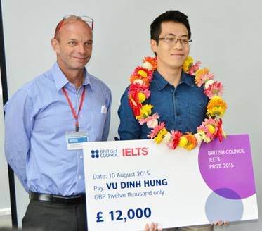 Tự hào sinh viên Việt Nam đầu tiên giành giải IELTS Đông Á