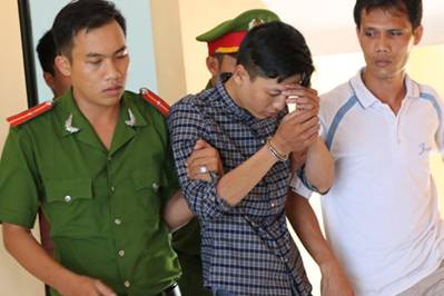 Chính thức khởi tố hai bị can vụ thảm sát Bình Phước