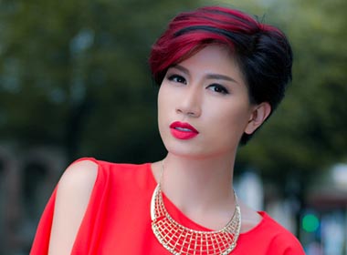 Người mẫu Trang Trần có bầu với bạn trai lâu năm