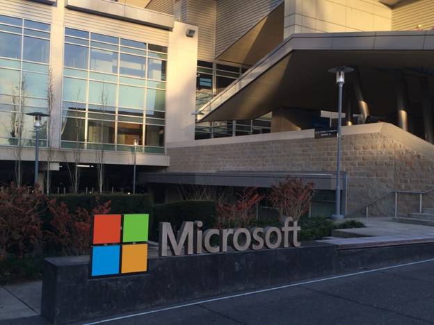 Microsoft gây bất ngờ tại sự kiện giới thiệu Windows 10