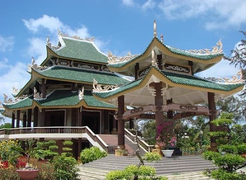 Du lịch Bến Tre: Ghé thăm đền thờ nhà thơ Nguyễn Đình Chiểu