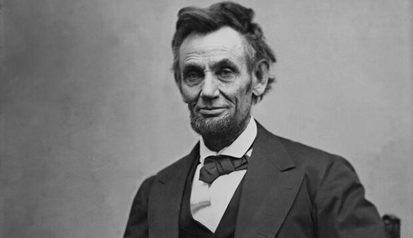 Nét độc đáo trong tính cách của Abraham Lincoln: điều làm nên sự thành công