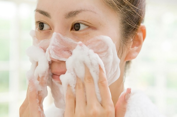 Bật mí 5 thói quen chăm sóc giúp làn da trẻ lâu