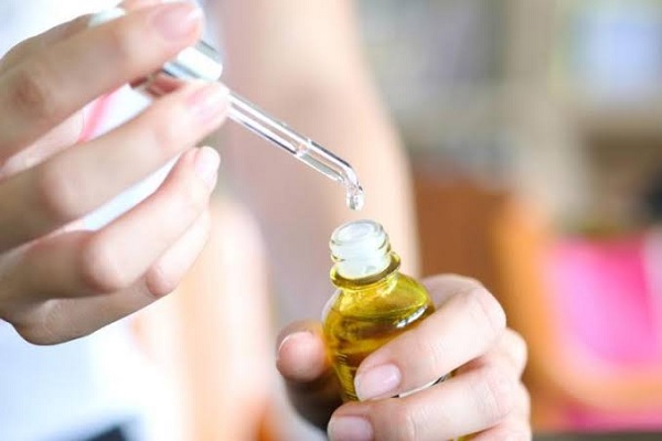 Bí quyết chọn serum phục hồi độ săn chắc cho da tuổi 40