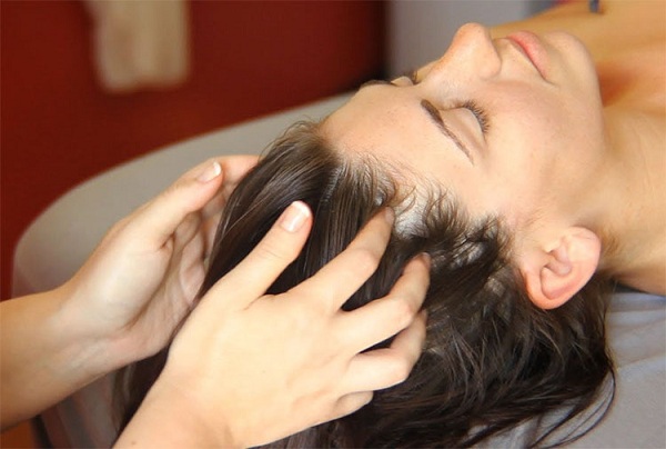 Bí quyết massage da đầu giúp tóc chắc khỏe, kích thích tóc mọc nhanh hơn