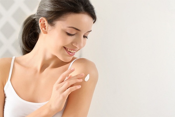 Tắm trắng khô nguy hại cho làn da như thế nào?